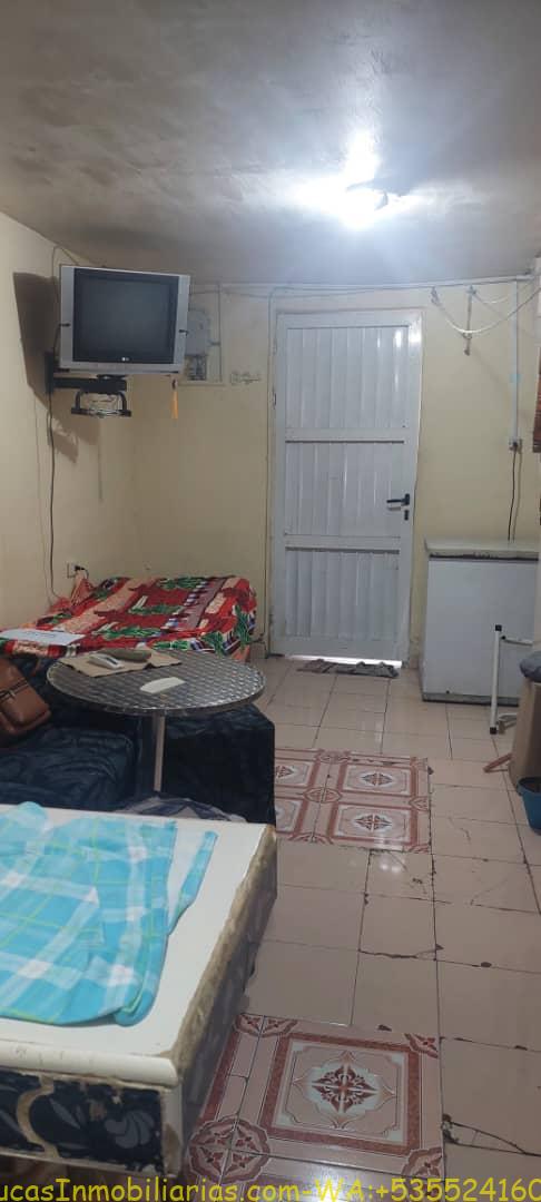 Casa con todo Dentro Puerta a Calle