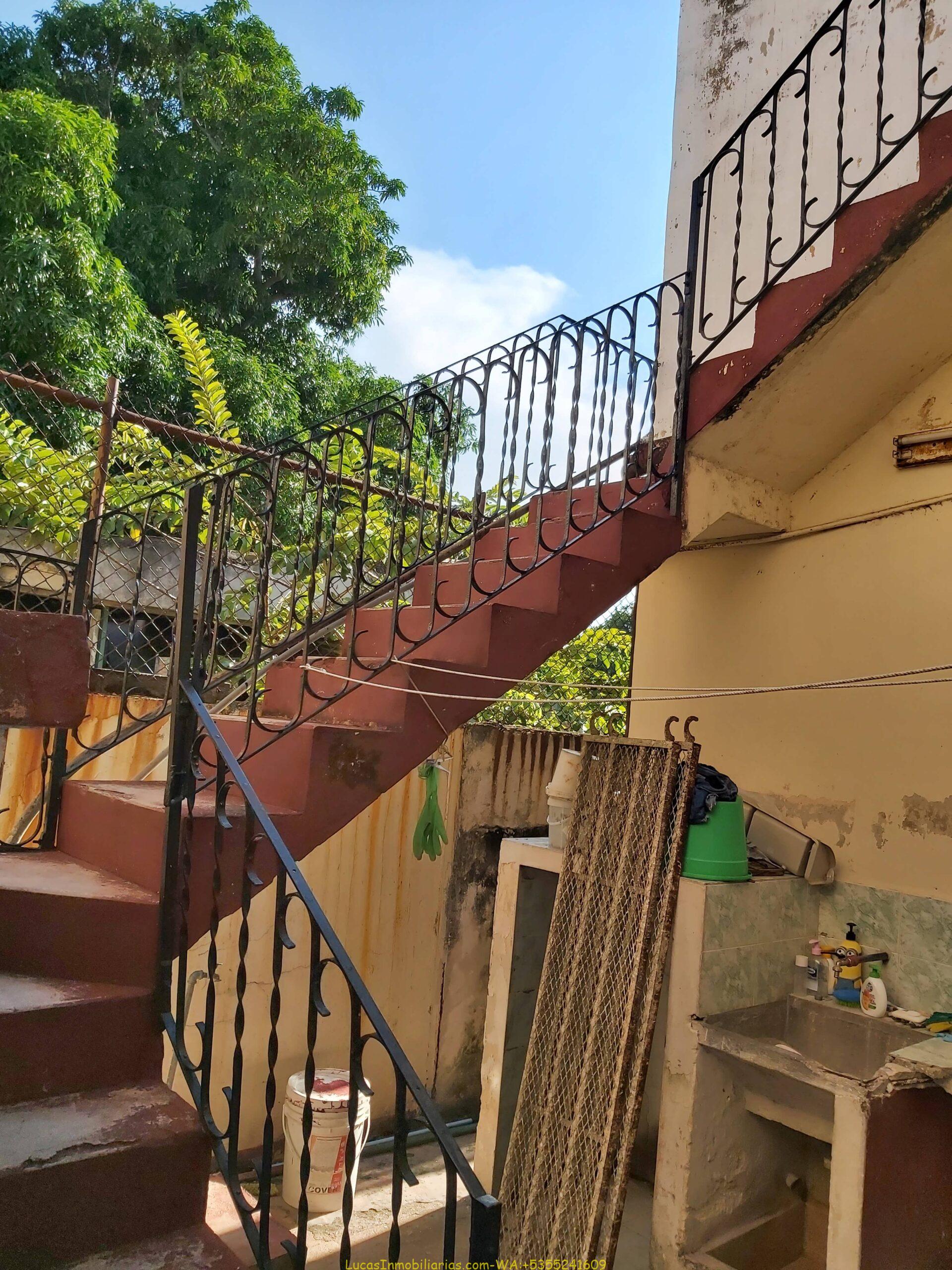 Casa Ezquinera