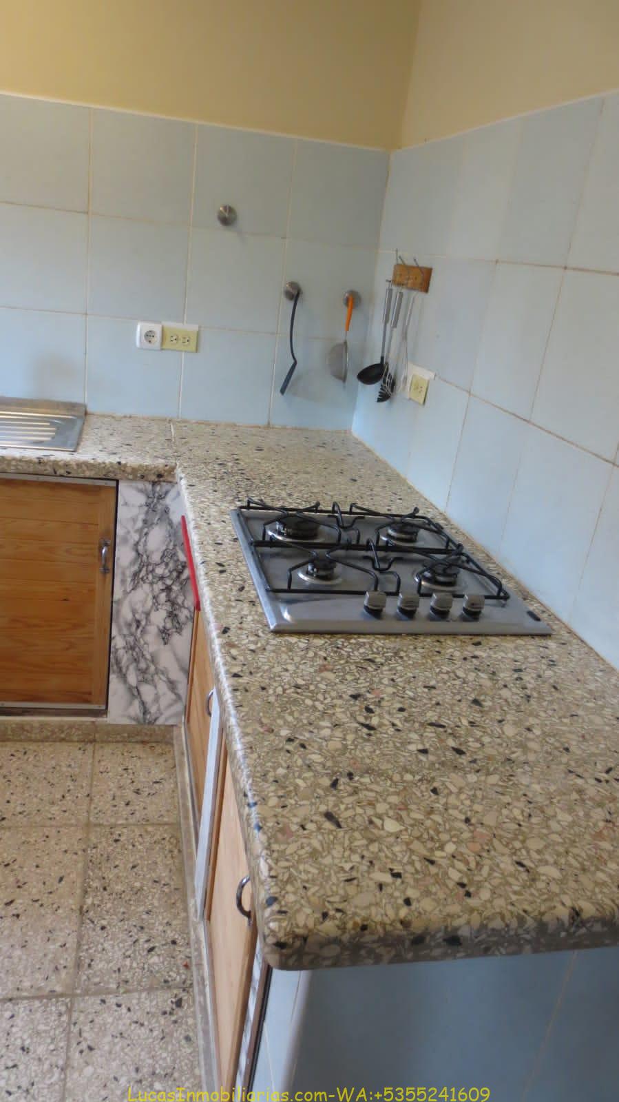 2 Casas en Venta-Juntas/Separadas