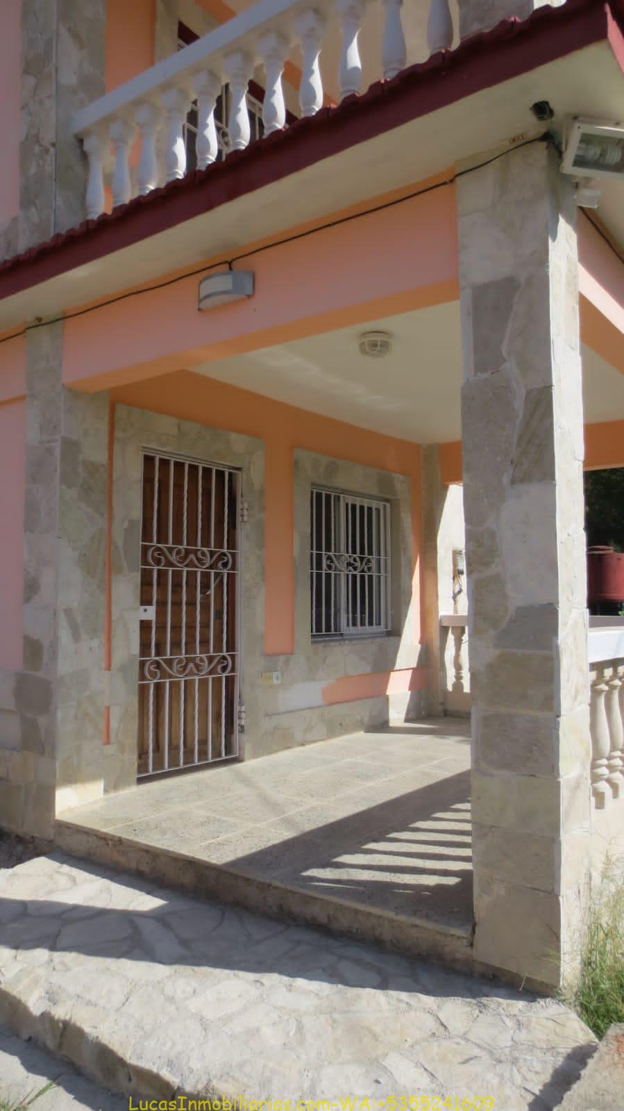 2 Casas en Venta-Juntas/Separadas