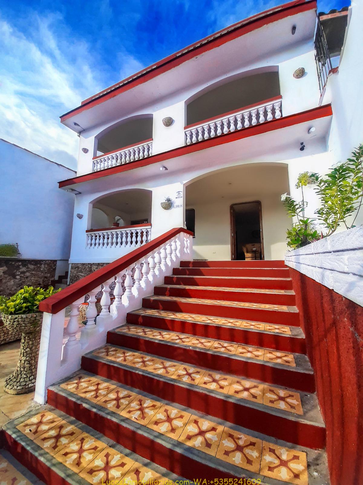 Casa Biplanta