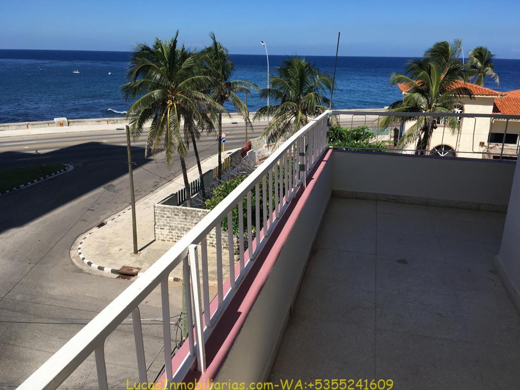 Apto Vista al Mar